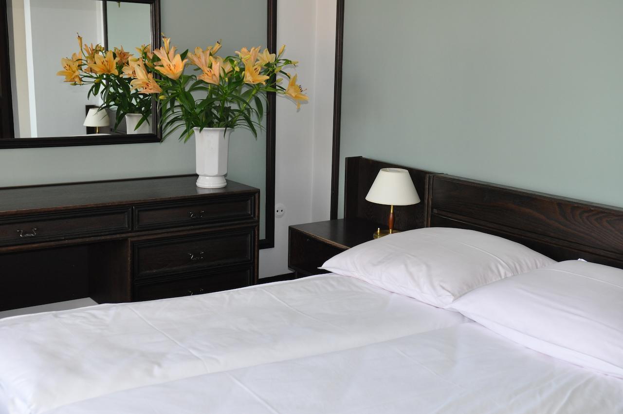Hotel "Zajazd Napoleonski" Warsaw Room photo