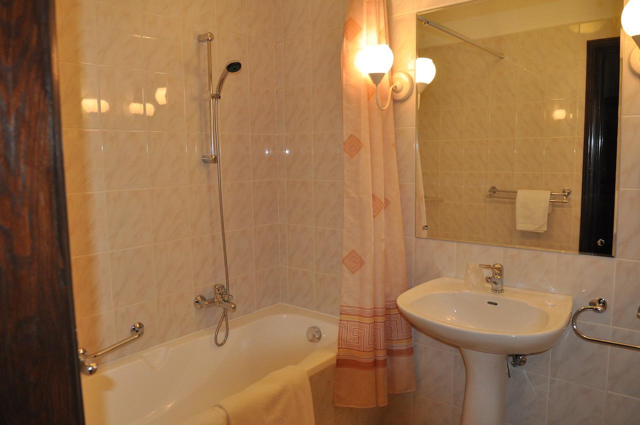 Hotel "Zajazd Napoleonski" Warsaw Room photo